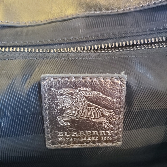 Burberry Quilted Leather Montgomery Satchel Bag - Picture 9 of 12